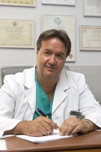 Dr. Angél Martín
