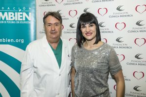 Irene Villa y Dr Martin de Clinica Menorca