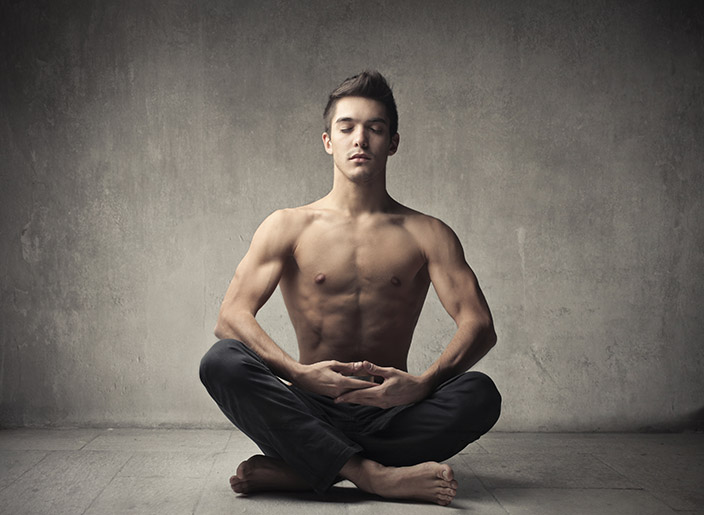 beneficios físicos del yoga